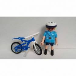 PO018 POLICIA CON BICI L07...