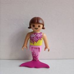 NS003 NIÑA SIRENA