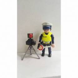 PO005 POLICÍA CON RADAR L05