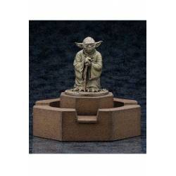 KOTOBUKIYA STAR WARS YODA...