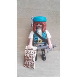 PI001 PIRATA CON MAPA L002