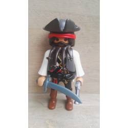 PI012 PIRATA BARBANEGRA