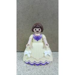 RE014 NIÑA PRINCESA J04