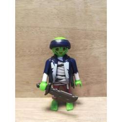 HW001 ZOMBIE PLAYMOBIL